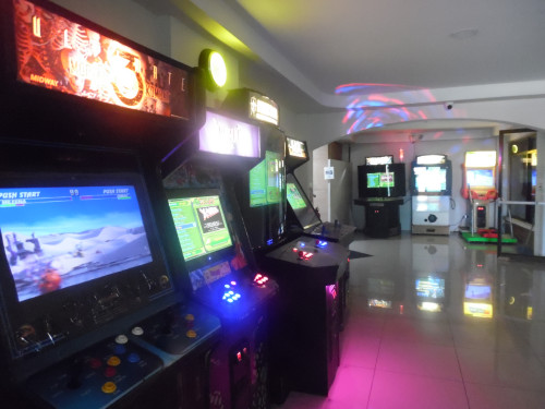 EMPLOYEE NEEDS A BREAK IN COMPANY GAME ROOM DESIGN