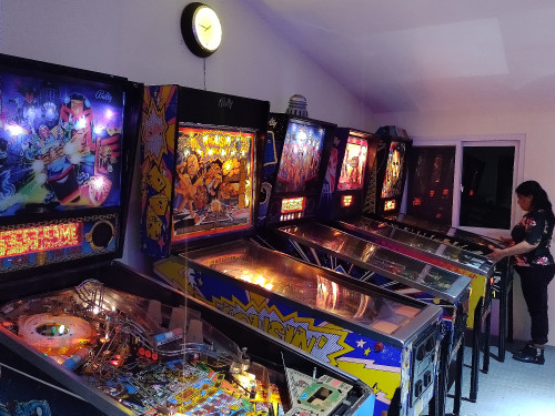 FIVE PINBALL MACHINES COSTA RICA COLLECTION